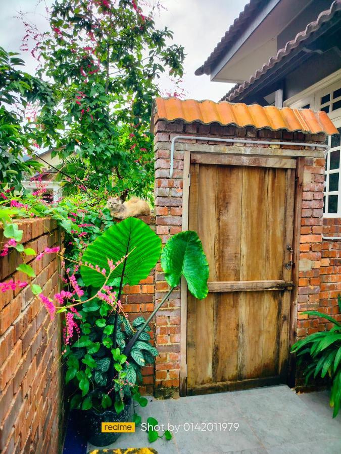 Rumah Tamu Firdaus Villa Marang Exterior photo